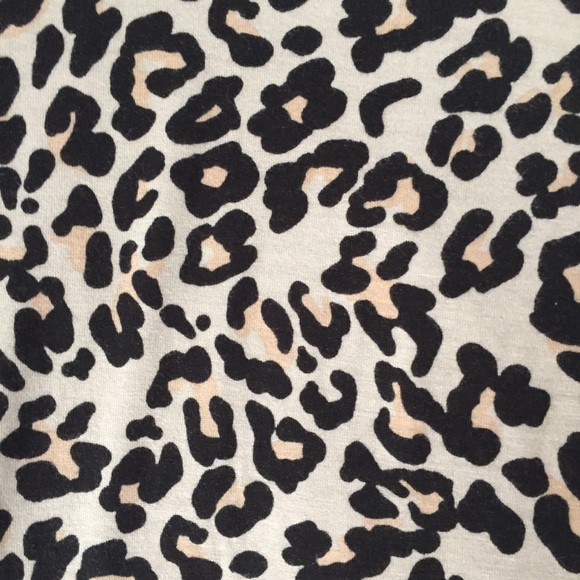 NWT LOFT Longsleeve Turtleneck Leopard Print Top - Size L - Picture 2 of 3